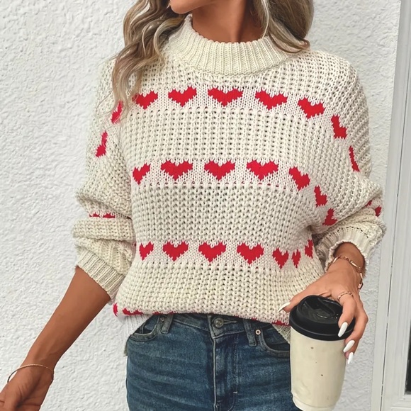 Sweaters - EUC white red heart chunky thick knit sweater, size large
